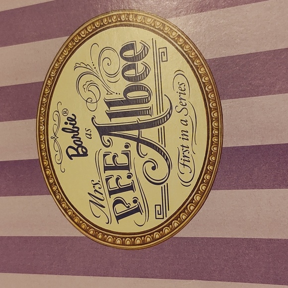 Barbie Doll Ms P. F. E. Albee Avon Exclusive First In Series 1997 - Picture 3 of 5